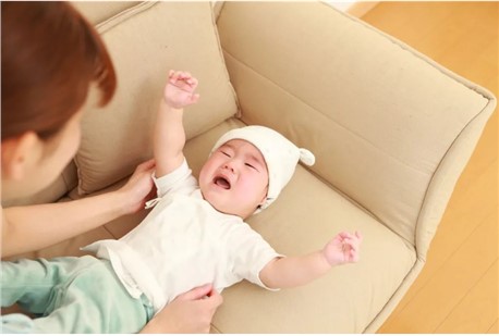 哭起來沒完沒了，哭聲到底什么意思？