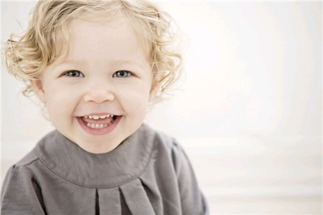   如何預防寶寶吐奶