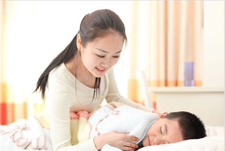 寶寶總鬧情緒，爸爸媽媽該怎么安撫？